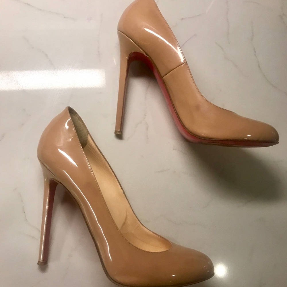 SOLD * Christian Louboutin Sim͏p͏le 120 mm • Nude